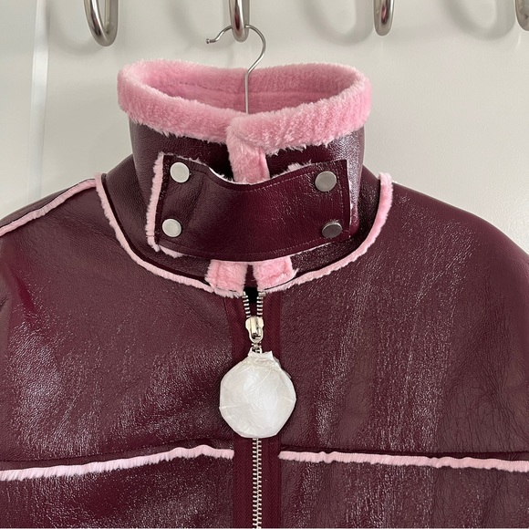 Boohoo Women’s Faux Fur/Leather Lined Sherling Burgundy/Pink Crop Trucker Jacket - Picture 10 of 12